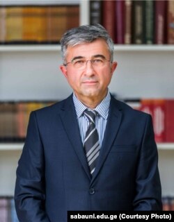 გოჩა ბარნოვი, თეოლოგი, პროფესორი
